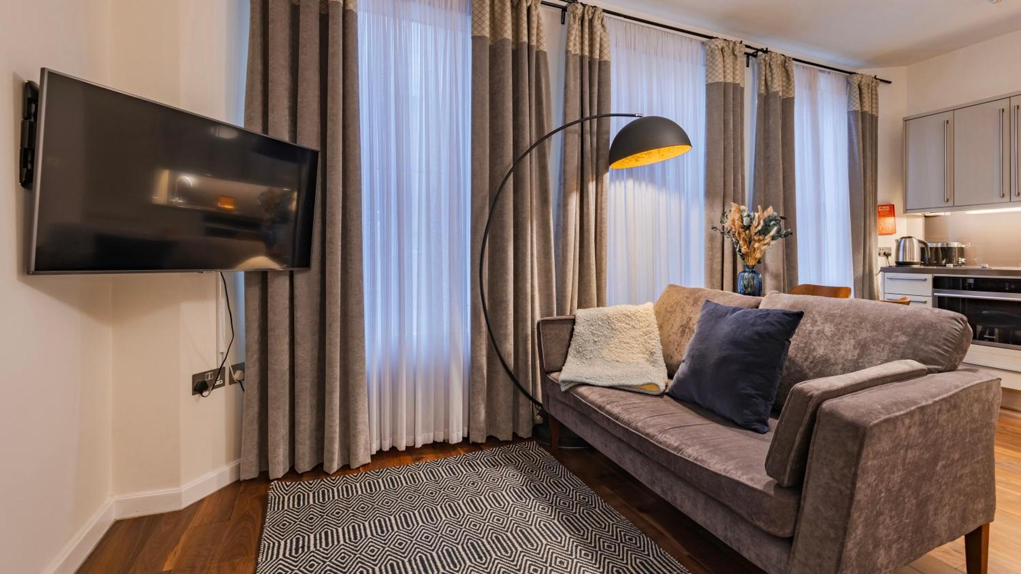 Monument Serviced Apartments By Lovelystay London Ngoại thất bức ảnh